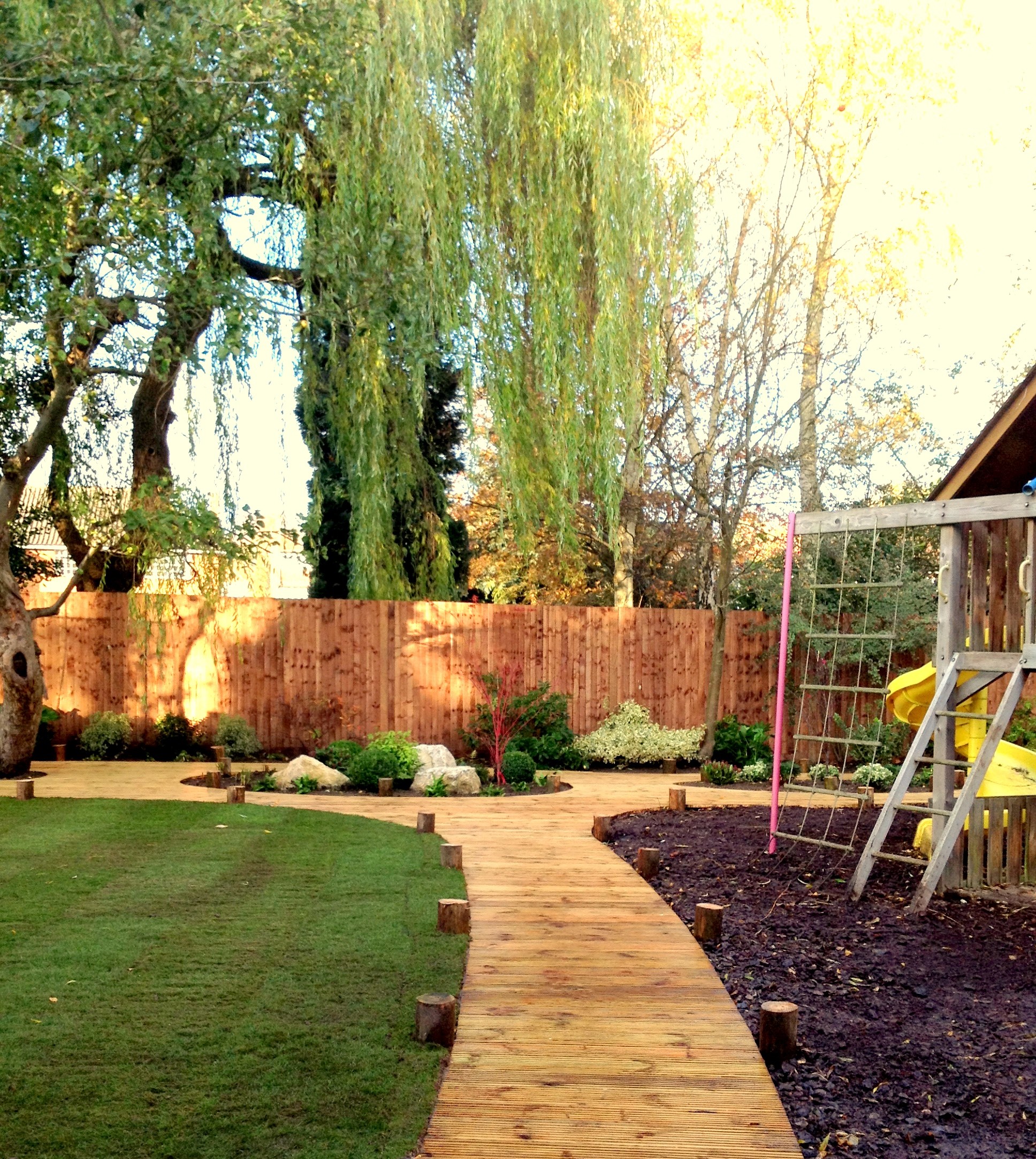 Decking Exeter – Curved